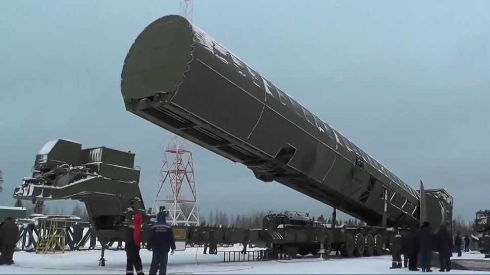 الروسي صاروخ يوم القيامة صاروخ يثير