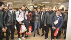 العائدون من أوكرانيا.. طائرة تنقل 181 مصريا إلى القاهرة (صور)