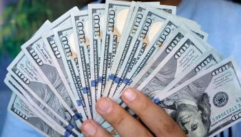 أوراق نقدية فئة الـ100 دولار -أرشيفية