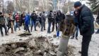 ویدئو | لحظه خنثی‌سازی بمب عمل نکرده‌ روسیه به دست نیروهای اورژانس اوکراین
