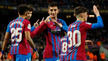 من مباراة برشلونة وأوساسونا في الدوري الإسباني