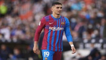 فيران توريس لاعب برشلونة