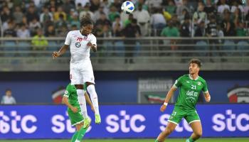 من مباراة الكويت والعربي في كأس ولي العهد