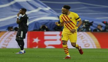 بيير إيميريك أوباميانج مهاجم برشلونة