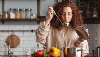 حيل طبخ بسيطة تغير حياتك
