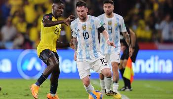 ليونيل ميسي قائد منتخب الأرجنتين