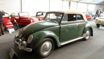  فولكسفاجن Volkswagen Beetle 1200 Deluxe Cabriolet 