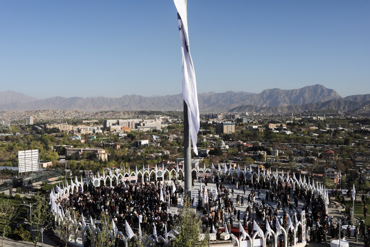 طالبان رسما پرچم افغانستان را تغییر داد