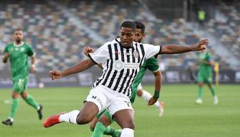 عبدالله ديابي لاعب الجزيرة الإماراتي