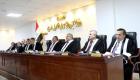 القضاء العراقي يخذل "الدينار" في معركة سعر الدولار 