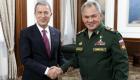 وزيرا دفاع تركيا وروسيا يبحثان تطورات الحرب بأوكرانيا