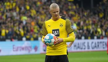 إيرلينج هالاند مهاجم بروسيا دورتموند
