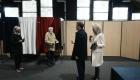 En images : Emmanuel et Brigitte Macron ont voté au Touquet