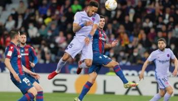 من مباراة برشلونة ضد ليفانتي في الدوري الإسباني