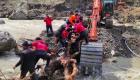 Kastamonu'daki selde, ekipler ağaç köklerinden köprü yapıp kurtardı
