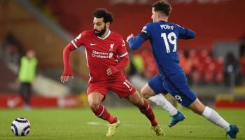 ماسون ماونت ومحمد صلاح في مباراة تشيلسي وليفربول