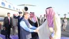 رئيس وزراء باكستان يصل إلى السعودية في زيارة رسمية