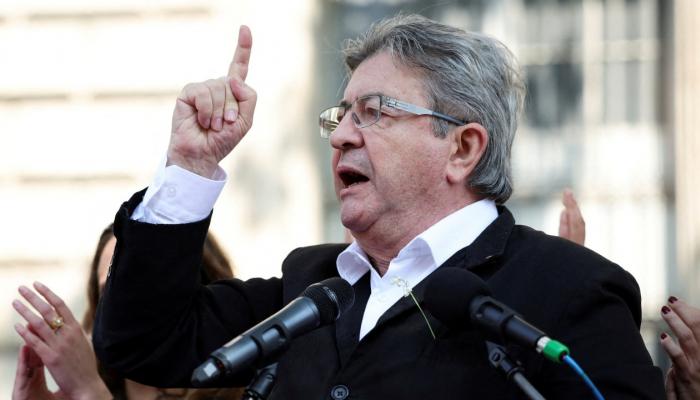 تحالفات “فرنسا المتمردة”.. هل تجبر ماكرون على مشاركة السلطة؟ تحالفات “فرنسا المتمردة”.. هل تجبر ماكرون على مشاركة السلطة؟