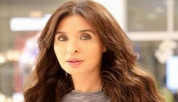 الفنانة المصرية دينا 