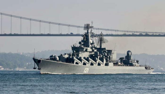 la Russie envoie un navire centenaire pour sauver le Moskva