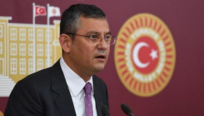 Özgür Özel'den, AKP'li Turan'ın hakaretine 'usturuplu' cevap