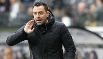 تشافي هيرنانديز مدرب برشلونة