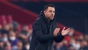 تشافي هيرنانديز مدرب برشلونة