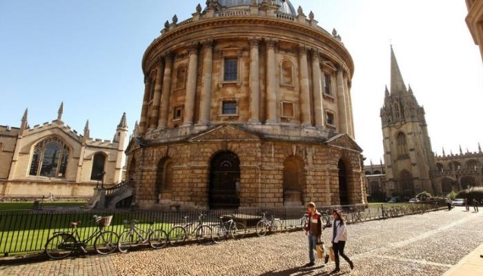 Oxford Üniversitesi, Ukraynalı sığınmacılara burs verecek