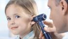 التهاب الأذن الوسطى.. الأسباب والأعراض 