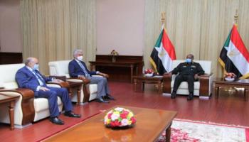 لقاء سابق بين البرهان ومحمد ولد لبات