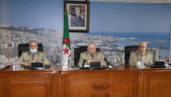 مراسم تنصيب قائد الجيش الجزائري للمدير الجديد لجهاز المخابرات الخارجية