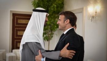 Emmanuel Macron arrive à Abu Dhabi pour 