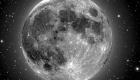 حقيقة انشقاق القمر.. علماء ناسا يكشفون اللغز