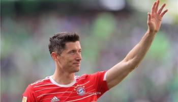 ليفاندوفسكي يودع جماهير بايرن ميونخ