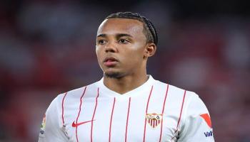 جول كوندي مدافع إشبيلية