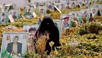 مقابر أنصار الحوثي باتت مقار لتجنيد المقاتلين