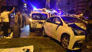 Polis aracıyla otomobil çarpıştı: 4 yaralı