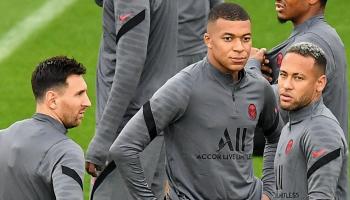 كيليان مبابي وليونيل ميسي ونيمار دا سيلفا