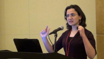 غيثة مزور وزيرة الانتقال الرقمي المغربية