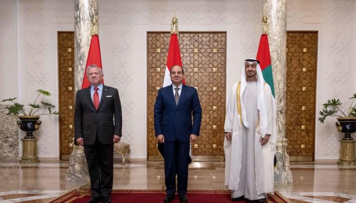 قادة الإمارات ومصر والأردن خلال لقائهم في القاهرة