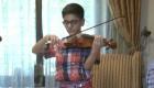 Görme engelli Suriyeli çocuk Mişil Hannuş, dünyaca ünlü müzisyen olmak istiyor