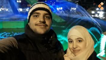 آيات الرفاعي مع زوجها