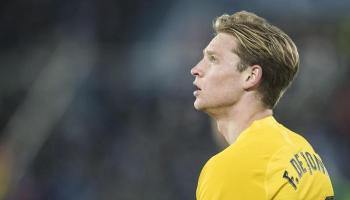 فرينكي دي يونج نجم برشلونة