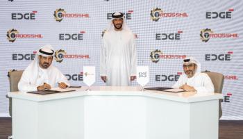 أثناء توقيع مذكرة التفاهم بين ايدج وتروسميل للتجارة