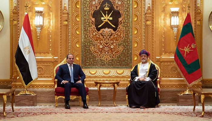 سلطان عمان يستقبل الرئيس المصري