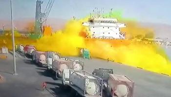 لحظة تسرب الغاز بميناء العقبة