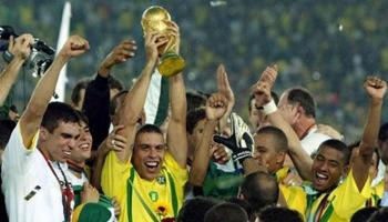 منتخب البرازيل 2002