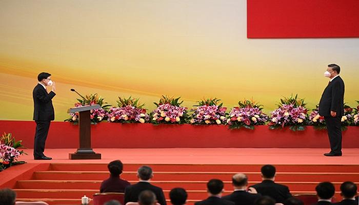 الرئيس الصيني يشارك في الاحتفال بالذكرى الـ25 لعودة هونج كونج