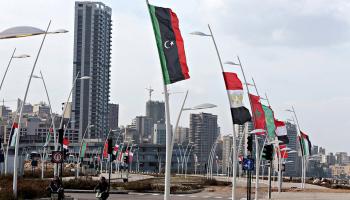 أعلام دول عربية في بيروت 