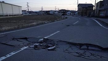 جانب من الدمار الذي خلّفه زلزال سابق في اليابان